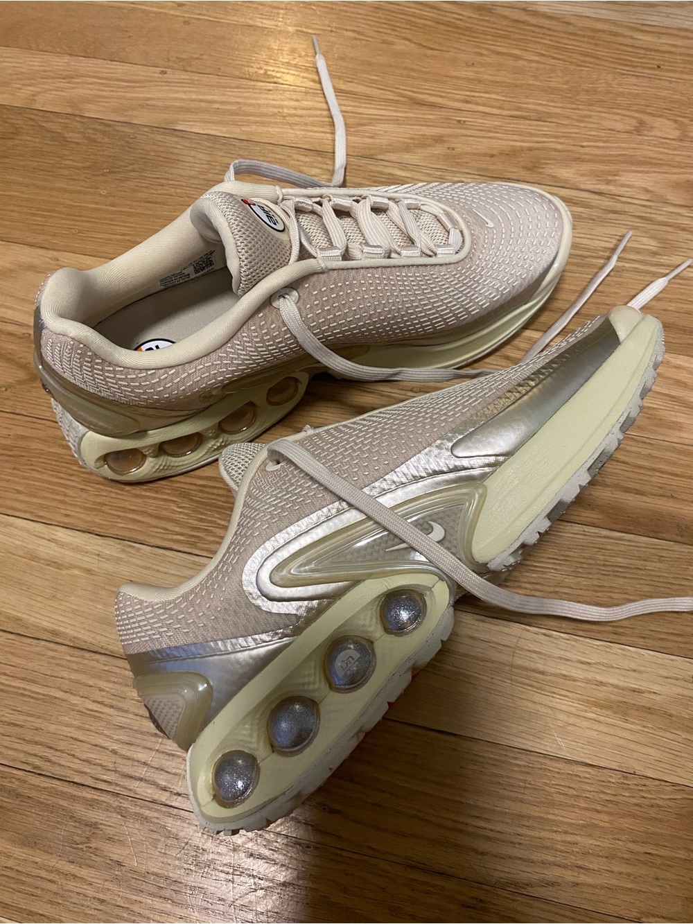 NEW Nike Air Max DN Light Khaki Womens Shoes
